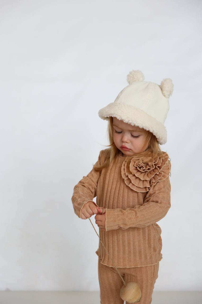 Cute as a Button Heather Hat - DemboHouse