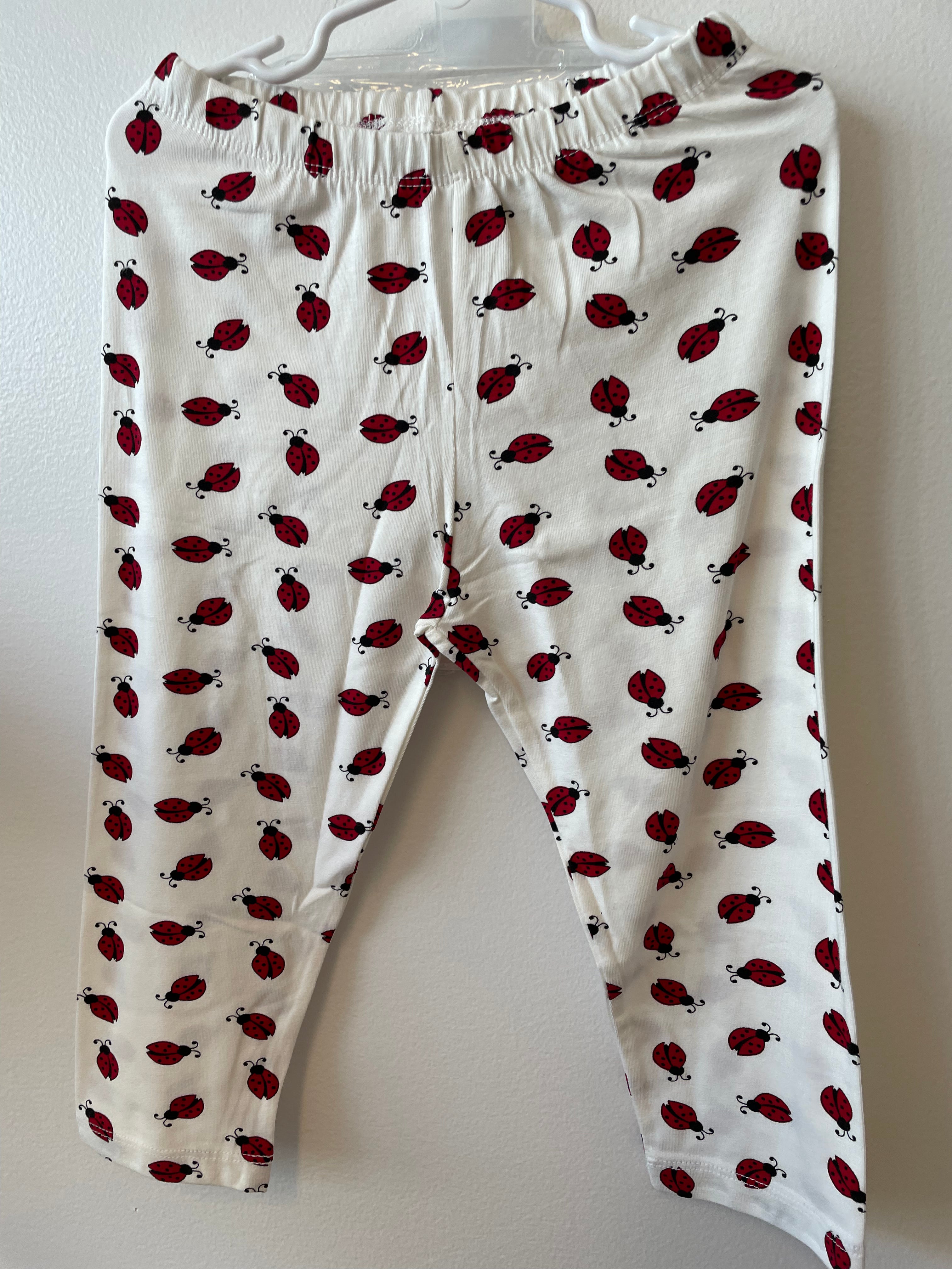 Comfy 100% Cotton Lounge Set with Ladybug Cat Graphic